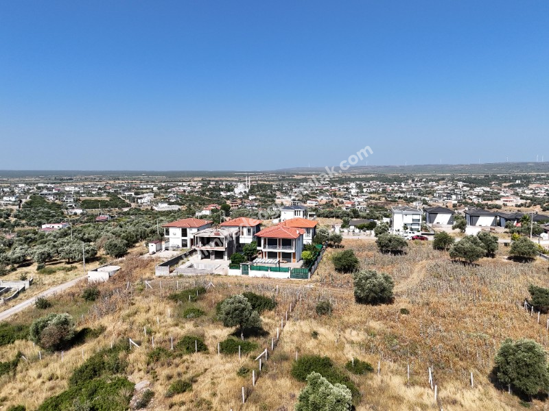 DİDİM ZÜMRÜTTEPEDE SATILIK KÖŞE BAŞI 485M2 ARSA