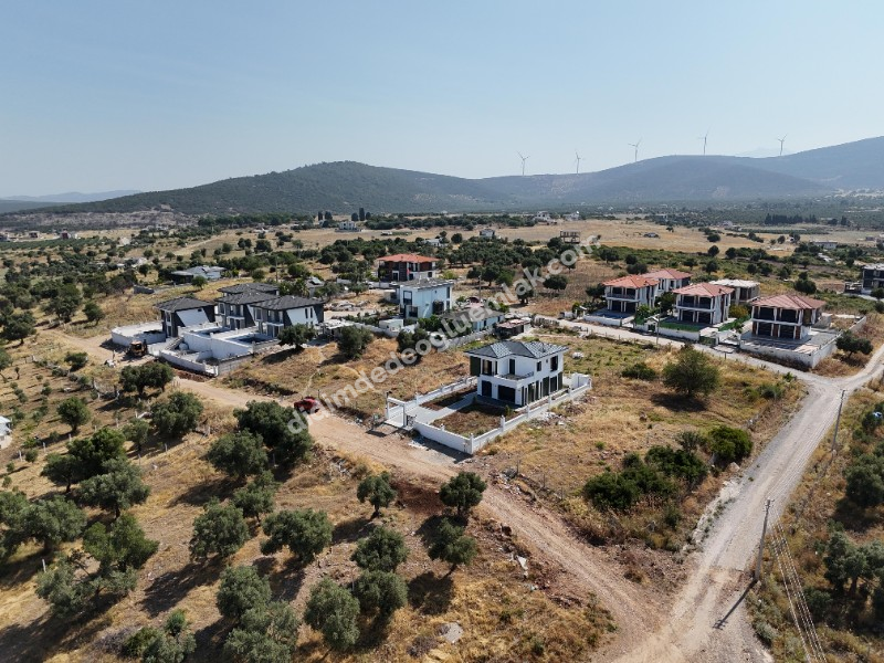 DİDİM ZÜMRÜTTEPEDE SATILIK KÖŞE BAŞI 485M2 ARSA