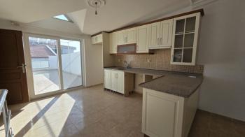 YENİ MAHALLE’DE SİTE İÇERİSİNDE 4+1 ÇATI DUBLEKS DAİRE FIRSATI!!!