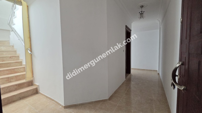 YENİ MAHALLE’DE SİTE İÇERİSİNDE 4+1 ÇATI DUBLEKS DAİRE FIRSATI!!!