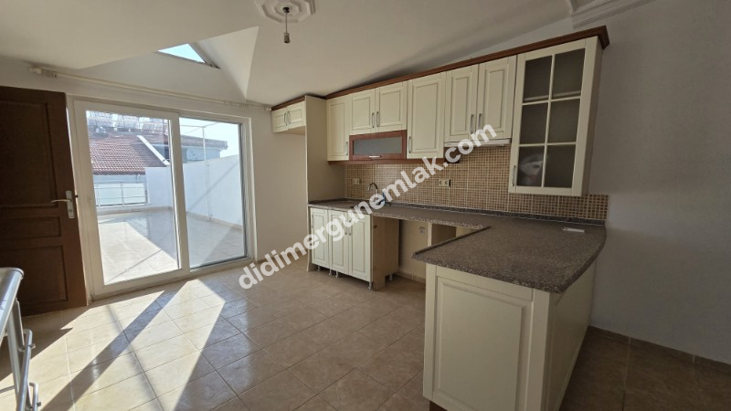 YENİ MAHALLE’DE SİTE İÇERİSİNDE 4+1 ÇATI DUBLEKS DAİRE FIRSATI!!!