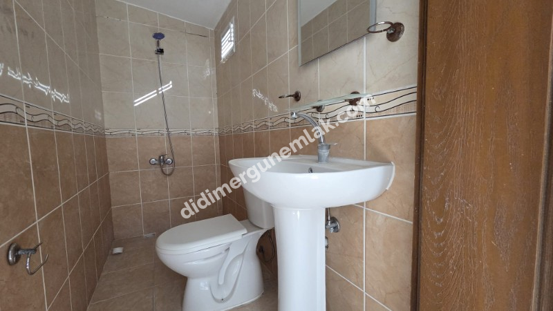 YENİ MAHALLE’DE SİTE İÇERİSİNDE 4+1 ÇATI DUBLEKS DAİRE FIRSATI!!!