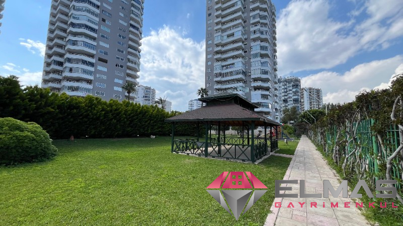 Elmas'tan Alden Sitesi’nde Deniz Manzaralı  Kaçırılmayacak  Yaşam Fırsatı