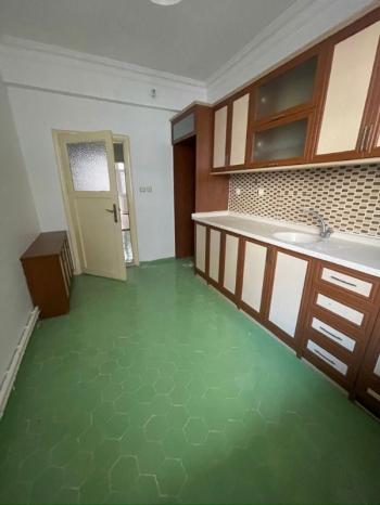 MERKEZİ KONUM 2+1 GENİŞ DAİRE