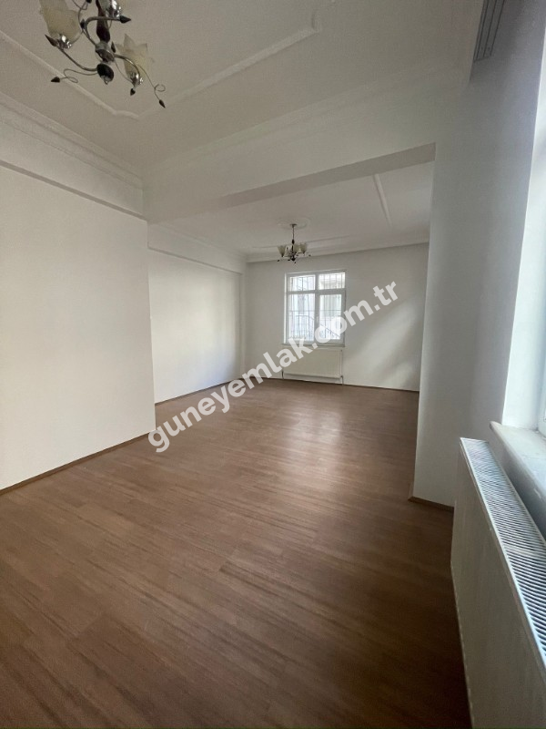 MERKEZİ KONUM 2+1 GENİŞ DAİRE