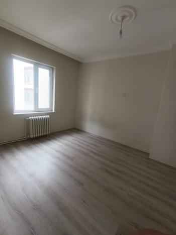 GÜVENAY - ÇORUM BAHÇELİEVLER MAH. BAHAR CADDESİ ÜZERİ 3+1 KİRALIK DAİRE