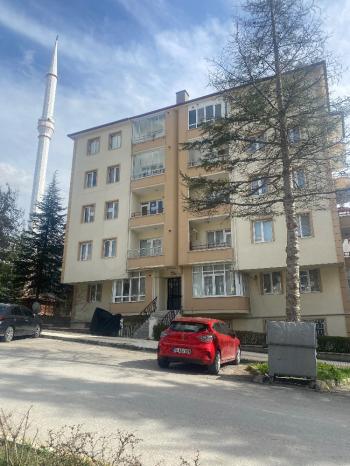 GÜVENAY - ÇORUM BAHÇELİEVLER MAH. BAHAR CADDESİ ÜZERİ 3+1 KİRALIK DAİRE