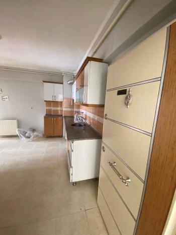 GÜVENAY - ÇORUM ULUKAVAK MAH. KÖPRÜBAŞI SOKAKTA KİRALIK 1+1 DAİRE 