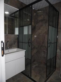 İSMET PAŞA BULVARINA YAKIN YENİ BİNADA 1+1 KİRALIK DAİRE 
