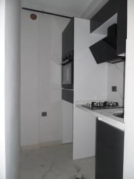 ADLİYE VE RESMİ KURUMLARA YAKIN KİRALIK 1+1 BÜROLAR