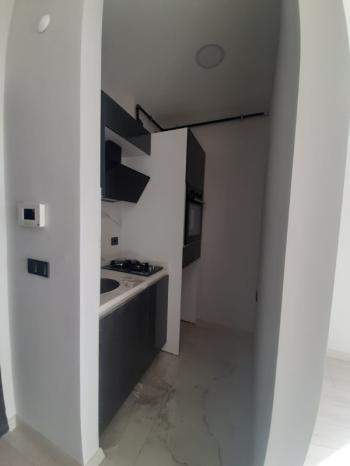 ADLİYE VE RESMİ KURUMLARA YAKIN KİRALIK 1+1 BÜROLAR