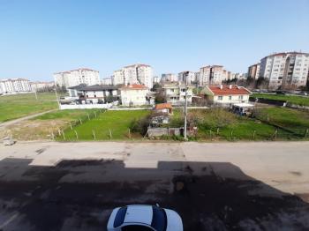 ADLİYE VE RESMİ KURUMLARA YAKIN KİRALIK 1+1 BÜROLAR