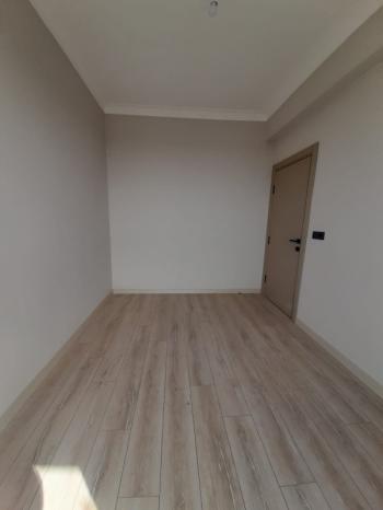ADLİYE VE RESMİ KURUMLARA YAKIN KİRALIK 1+1 BÜROLAR