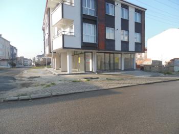 HAVUZLARDA ŞEHİT İSMAİL GÜLER PARKINA CEPHELİ DÜKKAN