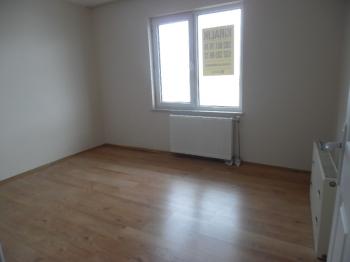 MUSTAFA KEMAL SİTESİNDE OKULLARA YAKIN KİRALIK 3+1 DAİRE
