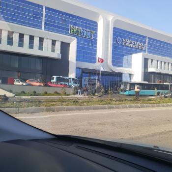 DEMİR EKOSAN SANAYİ SİTESİNDE AVM KONSEPTLİ CADDE CEPHELİ DÜKKAN