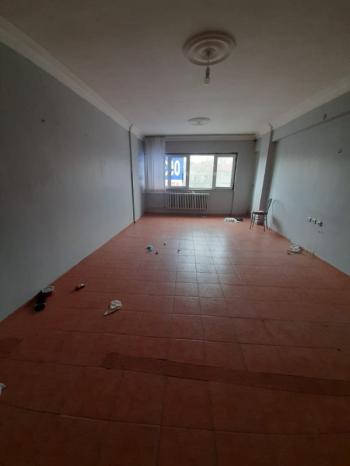 ÇORLUDA PANSİYON YURT HOTEL KULLANIMINA UYGUN KİRALIK GAYRİMENKUL