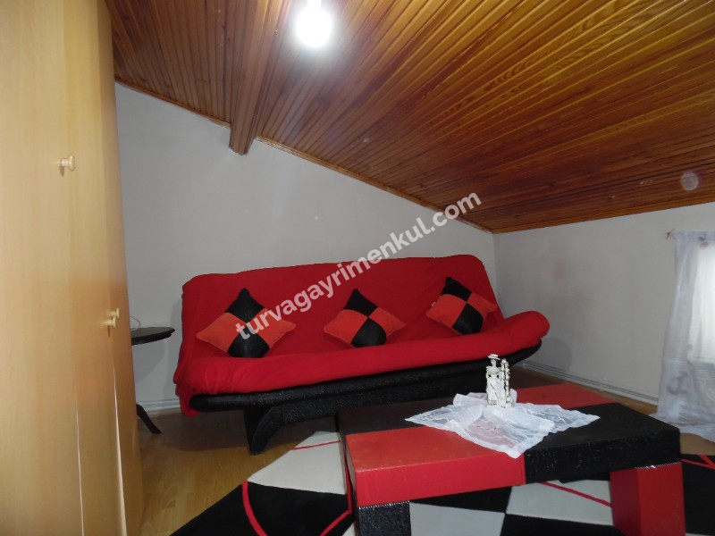 ÇORLUDA EŞYALI KİRALIK DAİRE 