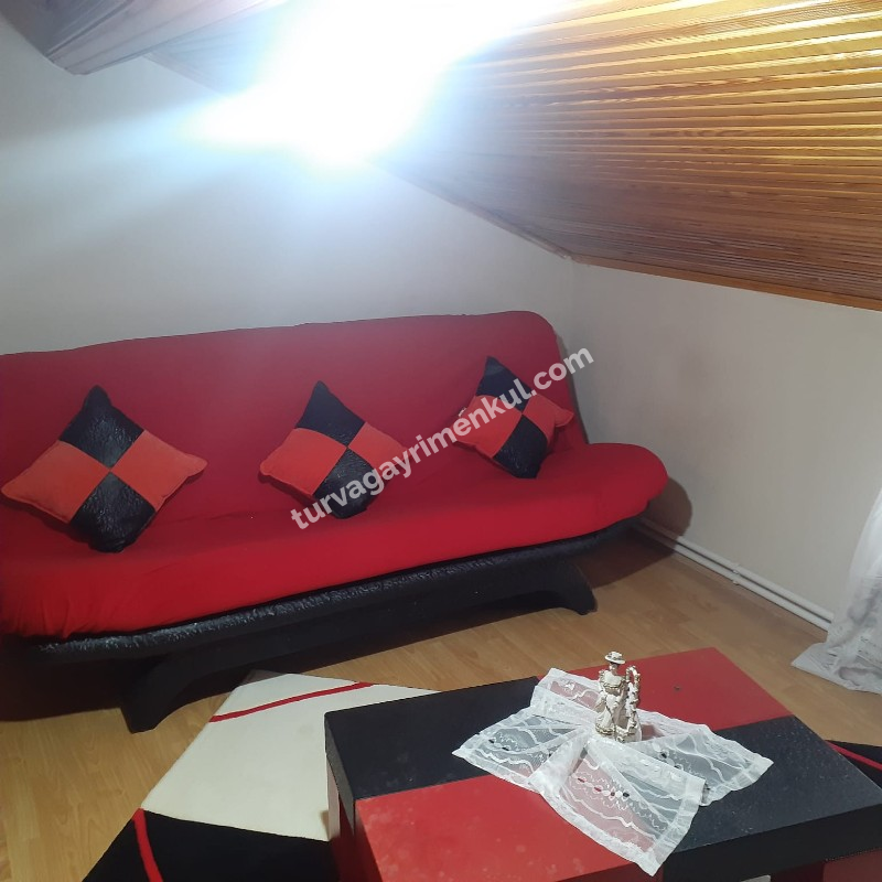 ÇORLUDA EŞYALI KİRALIK DAİRE 