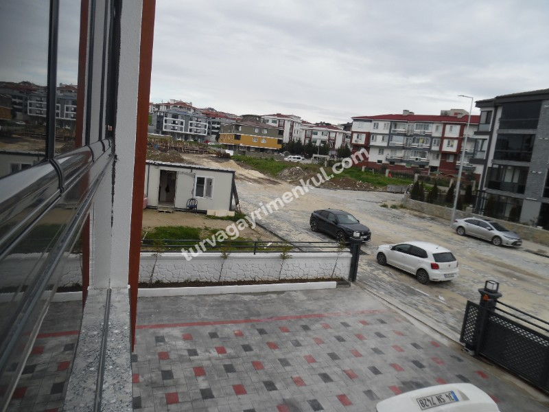 İSMET PAŞA BULVARINA YAKIN YENİ BİNADA 1+1 KİRALIK DAİRE 