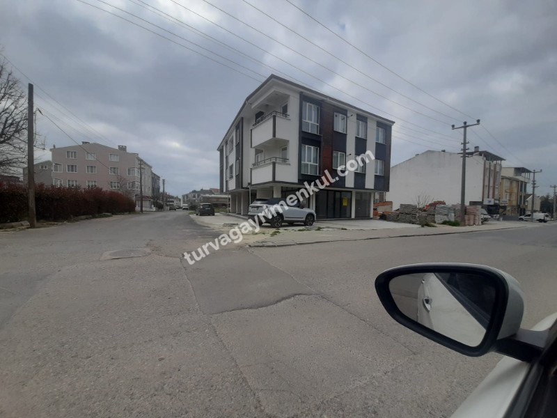 HAVUZLARDA ŞEHİT İSMAİL GÜLER PARKINA CEPHELİ DÜKKAN