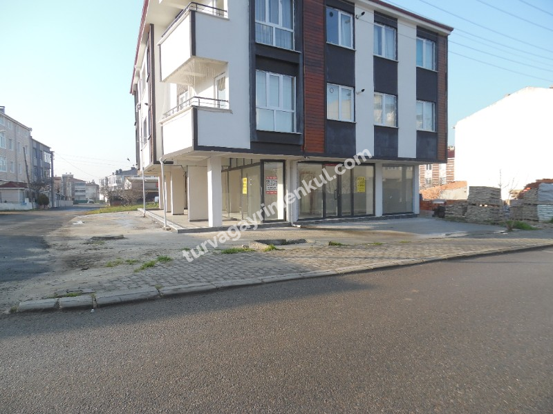 HAVUZLARDA ŞEHİT İSMAİL GÜLER PARKINA CEPHELİ DÜKKAN