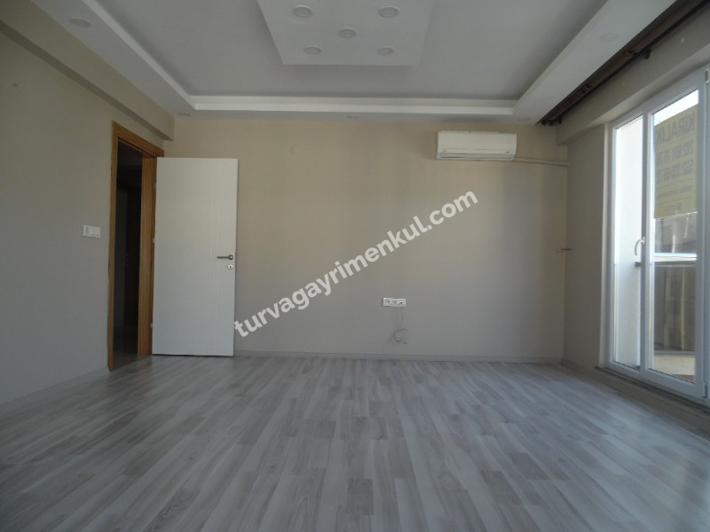 ÇORLUDA ORİON YAKINLARINDA SATILIK 3+1 DAİRE