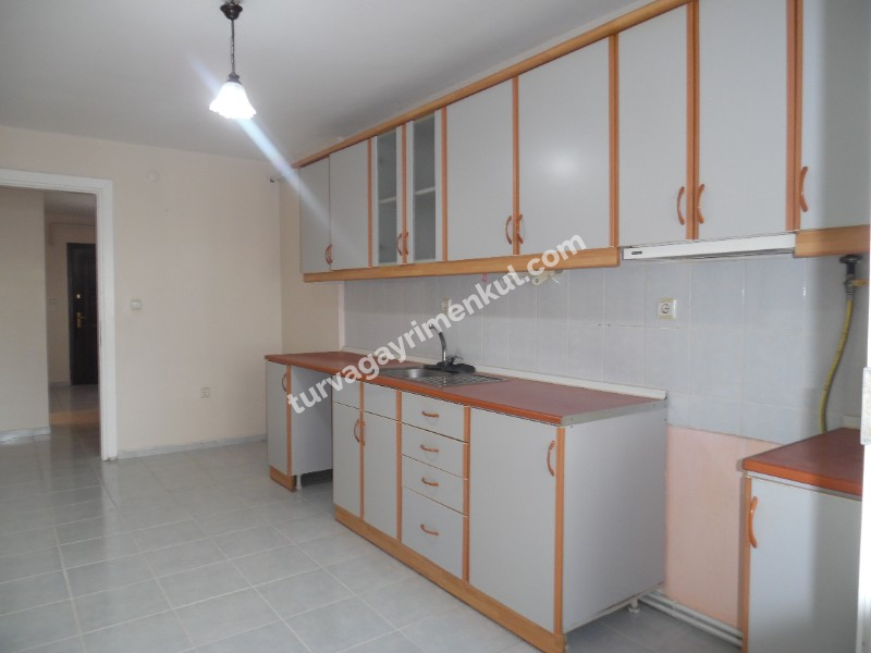 MUSTAFA KEMAL SİTESİNDE OKULLARA YAKIN KİRALIK 3+1 DAİRE