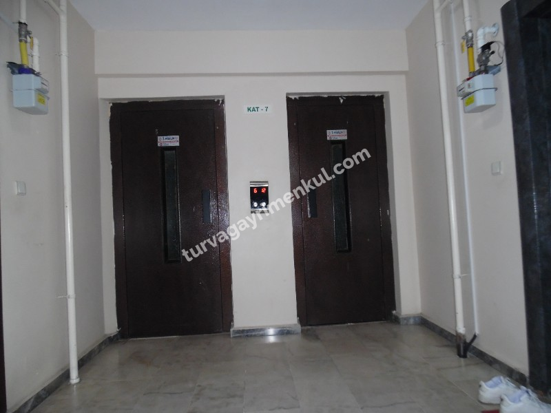 MUSTAFA KEMAL SİTESİNDE OKULLARA YAKIN KİRALIK 3+1 DAİRE