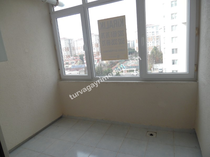 MUSTAFA KEMAL SİTESİNDE OKULLARA YAKIN KİRALIK 3+1 DAİRE
