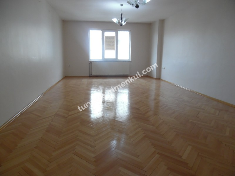 MUSTAFA KEMAL SİTESİNDE OKULLARA YAKIN KİRALIK 3+1 DAİRE