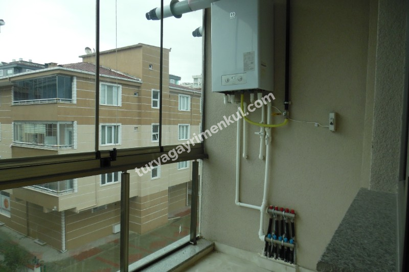 HÜKUMET KONAĞI VE ADLİYE YAKININDA KİRALIK AYRI MUTFAKLI OFİS