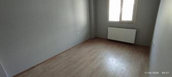 Antre Emlak'tan Kiralık Bahar Mahallesinde Hastane Yakını 3+1 Doğalgazlı Köşe Yeni Daire
