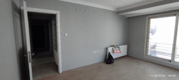 Antre Emlak'tan Kiralık Bahar Mahallesinde Hastane Yakını 3+1 Doğalgazlı Köşe Yeni Daire