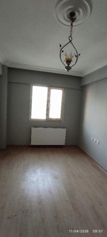 Antre Emlak'tan Kiralık Bahar Mahallesinde Hastane Yakını 3+1 Doğalgazlı Köşe Yeni Daire