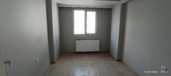 Antre Emlak'tan Kiralık Bahar Mahallesinde Hastane Yakını 3+1 Doğalgazlı Köşe Yeni Daire