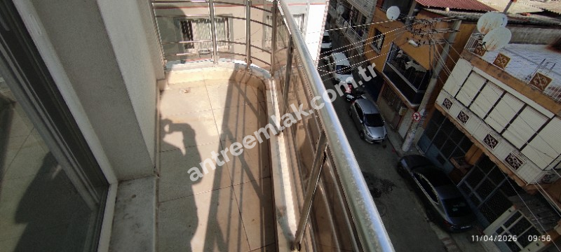 Antre Emlak'tan Kiralık Bahar Mahallesinde Hastane Yakını 3+1 Doğalgazlı Köşe Yeni Daire