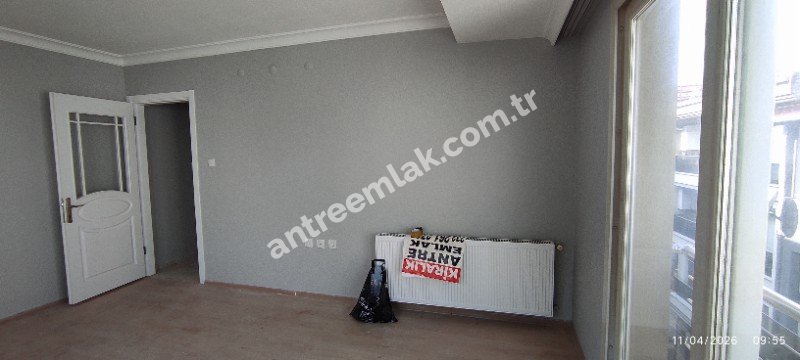 Antre Emlak'tan Kiralık Bahar Mahallesinde Hastane Yakını 3+1 Doğalgazlı Köşe Yeni Daire