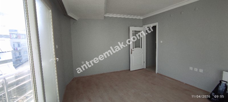 Antre Emlak'tan Kiralık Bahar Mahallesinde Hastane Yakını 3+1 Doğalgazlı Köşe Yeni Daire