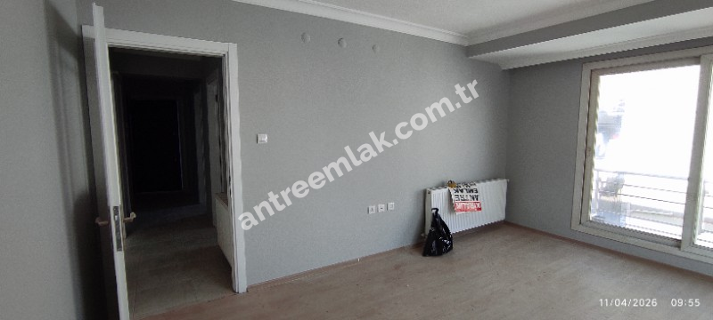 Antre Emlak'tan Kiralık Bahar Mahallesinde Hastane Yakını 3+1 Doğalgazlı Köşe Yeni Daire