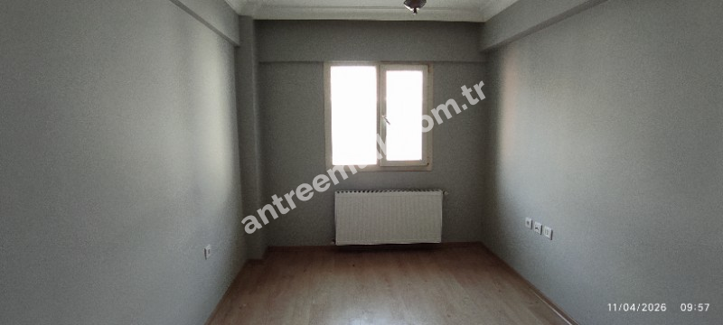 Antre Emlak'tan Kiralık Bahar Mahallesinde Hastane Yakını 3+1 Doğalgazlı Köşe Yeni Daire
