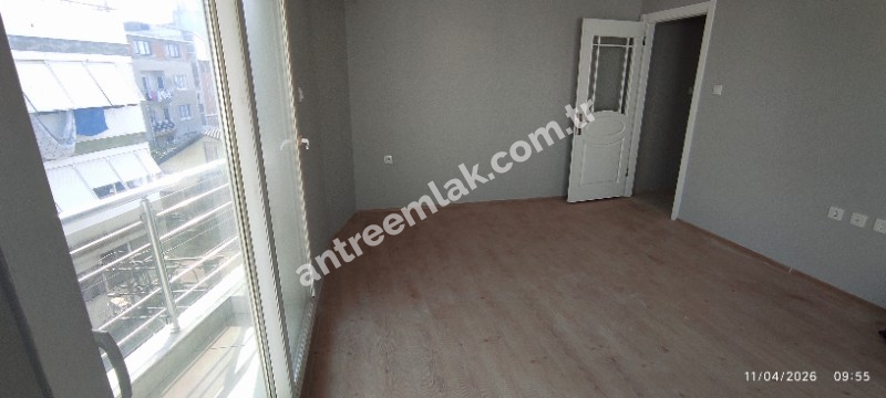 Antre Emlak'tan Kiralık Bahar Mahallesinde Hastane Yakını 3+1 Doğalgazlı Köşe Yeni Daire