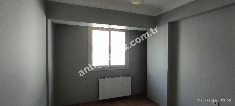 Antre Emlak'tan Kiralık Bahar Mahallesinde Hastane Yakını 3+1 Doğalgazlı Köşe Yeni Daire