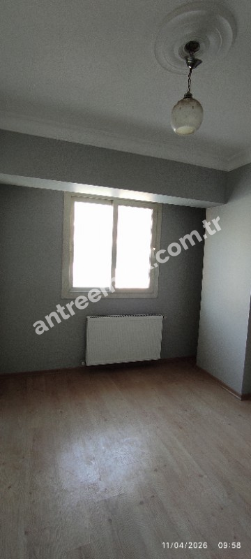 Antre Emlak'tan Kiralık Bahar Mahallesinde Hastane Yakını 3+1 Doğalgazlı Köşe Yeni Daire