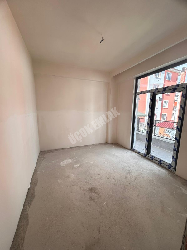 AFYON ÜÇOK EMLAKTAN MAREŞAL F. ÇAKMAK MAH SIFIR EBEBYN BANYOLU 3+1 110M² SATILIK DAİRE 