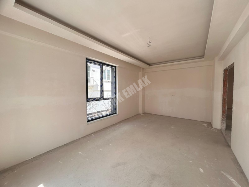AFYON ÜÇOK EMLAKTAN MAREŞAL F. ÇAKMAK MAH SIFIR EBEBYN BANYOLU 3+1 110M² SATILIK DAİRE 