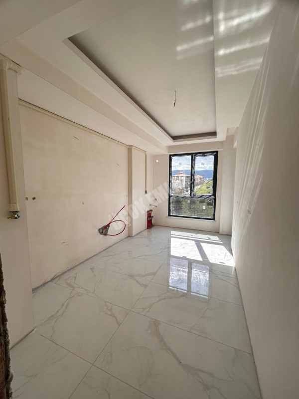 AFYON ÜÇOK EMLAKTAN MAREŞAL F. ÇAKMAK MAH SIFIR EBEBYN BANYOLU 3+1 110M² SATILIK DAİRE 