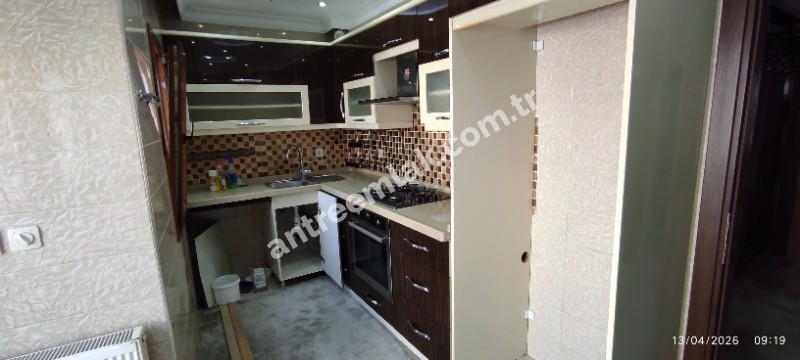 Antre Emlak'tan Kiralık Bozyaka Merkezde Şerefiye Cami Durağı  2+1 Doğalgazlı Açık Otoparklı Yeni Daire