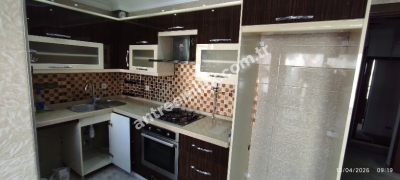 Antre Emlak'tan Kiralık Bozyaka Merkezde Şerefiye Cami Durağı  2+1 Doğalgazlı Açık Otoparklı Yeni Daire