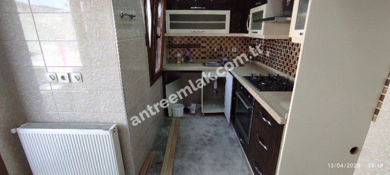 Antre Emlak'tan Kiralık Bozyaka Merkezde Şerefiye Cami Durağı  2+1 Doğalgazlı Açık Otoparklı Yeni Daire